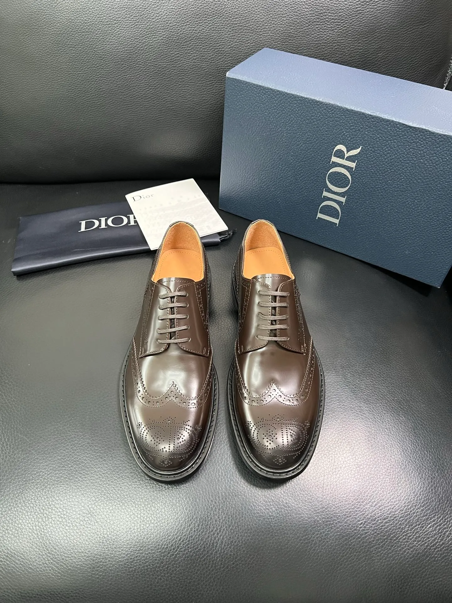 Men's shoes 💰940 Dior top purchasing agent, synchronized with Dior counters, original factory configuration, imported Italian cowhide, fully imported water-dyed cowhide lining, sole: original factory special supply, original sole super comfortable, original factory follow-up order 🔍🔍High quality, welcome to compare, code number 39-44 (can be ordered 38 45 46) 85868